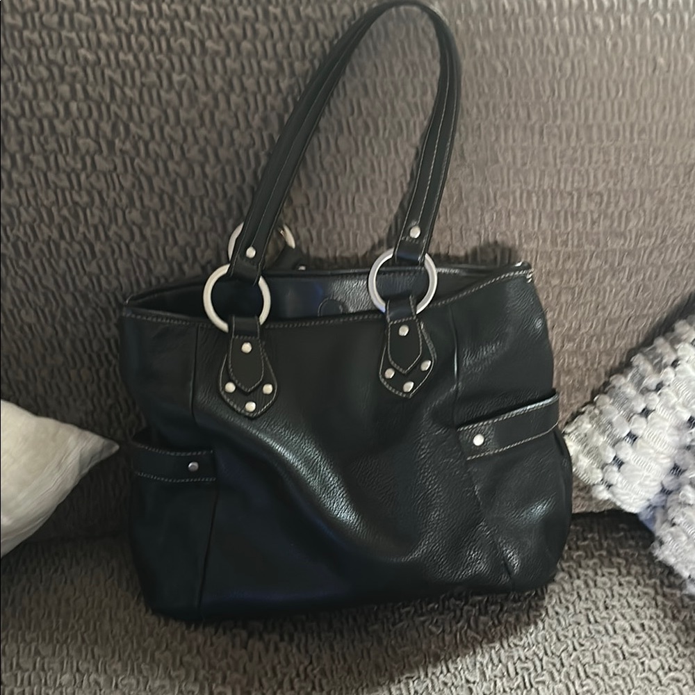 Kenneth Cole Reaction Black Shoulder Bag